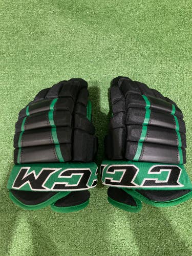 Black Used Senior CCM HG4PC Gloves 13"