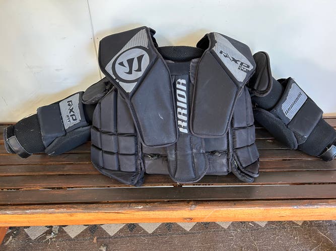 Used Large/Extra Large Warrior Goalie Chest Protector