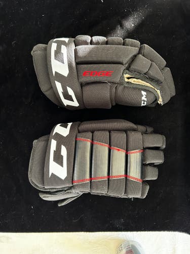 Used CCM Edge Gloves 13"