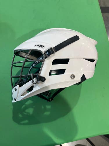 White Used Youth Cascade CS-R Helmet (OSFM)