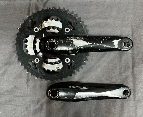 Shimano FC-M442 170mm 44/32/22 Black Aluminum/Steel Mtn Bike Triple Crankset