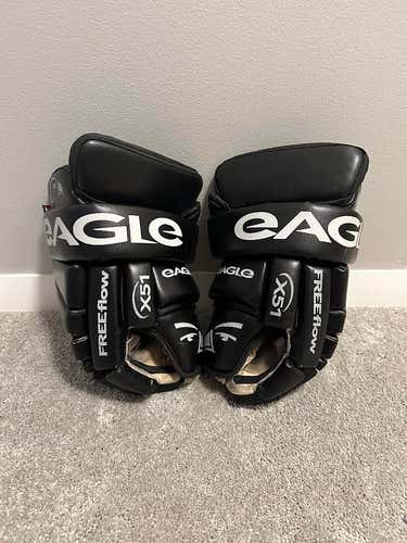 Used Eagle X51 Gloves 15"