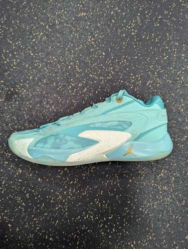 Used Jordan Senior 12 Basketball Shoes