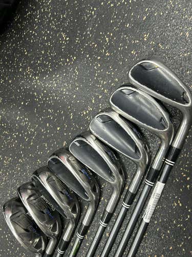 Used Cleveland Hb3 3i-pw Regular Flex Graphite Shaft Iron Sets