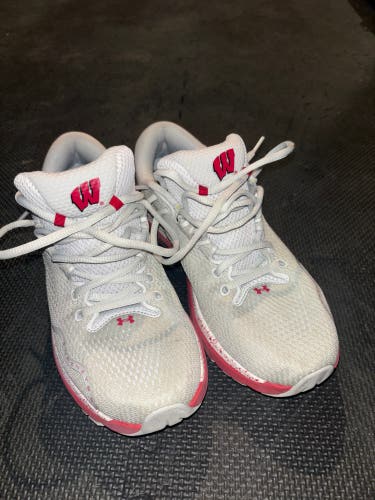 Wisconsin Badgers Under Armor Shoes, Men's 9.5