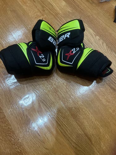 Bauer elbow pads