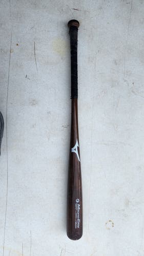 Mizuno Wood Bat 33" Used MZM110