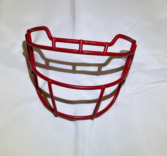 Used Schutt F7 Red Facemask