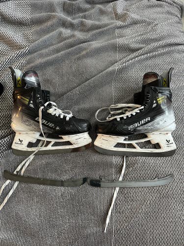 Bauer hyperlite 2 skates