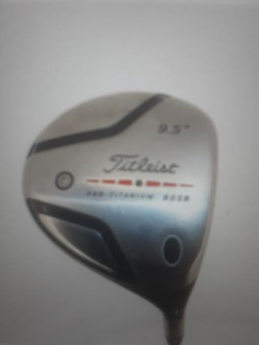 Used Men's Titleist 905 R Right Handed Driver 9.5 Loft