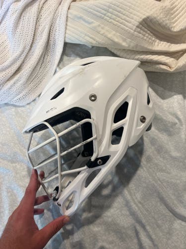 Warrior burn lacrosse helmet (Large)