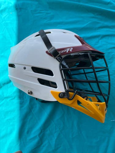 White Used Adult Cascade CPX-R Helmet