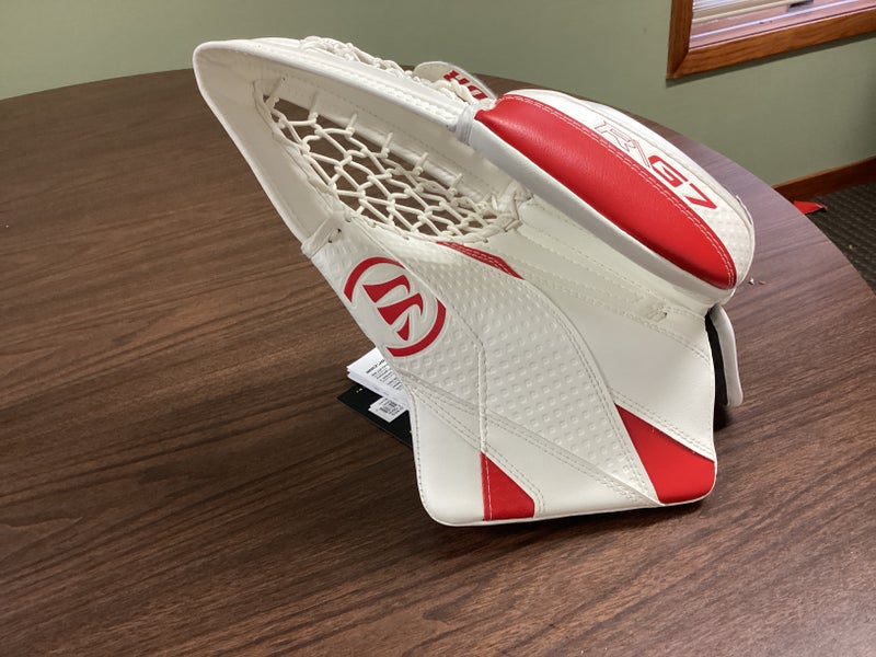 New Warrior Intermediate Ritual G7 Pro White and Red Glove