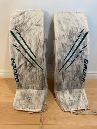 35" Bauer Hyperlite Goalie Pads