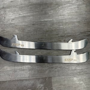 Used Step Steel STPROXS Holders, Runners, & Replacement Steel 255 mm