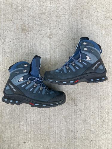 Gray Used Adult Size 7.0 (Women's 8.0) Men's Salomon Hiking Boots