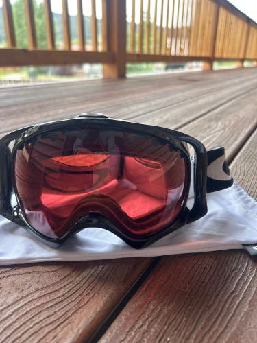 Used Unisex Oakley Small Ski Goggles