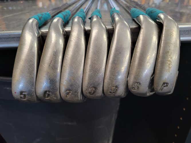 Used Tour Edge Bazooka 260 5i-pw Regular Flex Steel Shaft Iron Sets