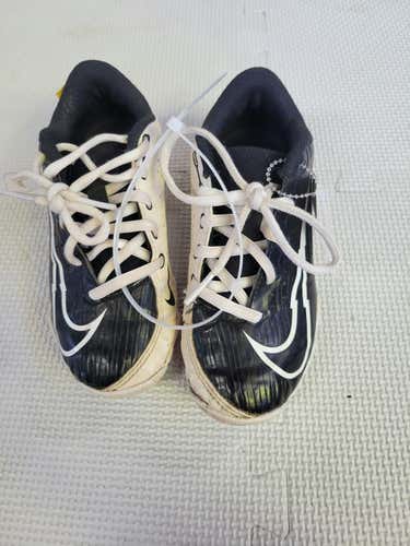 Used Nike Youth 12.0 Football Cleats