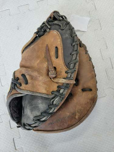 Used Mizuno Vintage Catcher Glove 34" Catcher's Gloves