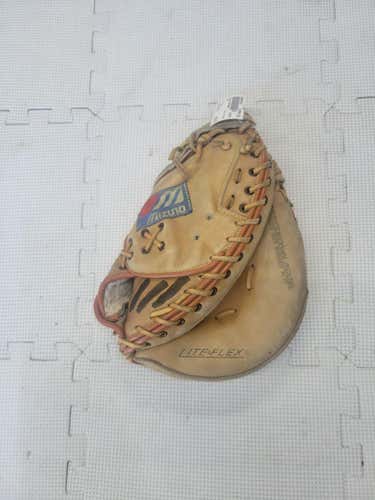 Used Mizuno Catcher 32 1 2" Catcher's Gloves