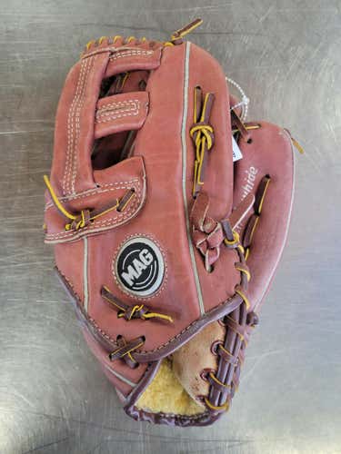 Used Mag Glove 11" Fielders Gloves