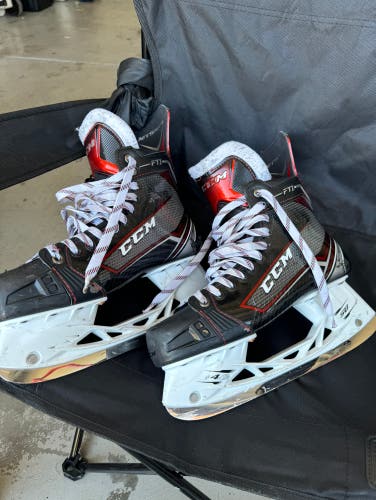 Senior CCM Jetspeed FT1 Size 9 Hockey Skates