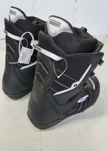 Used Burton Invader Boots Senior 9 Men's Snowboard Boots