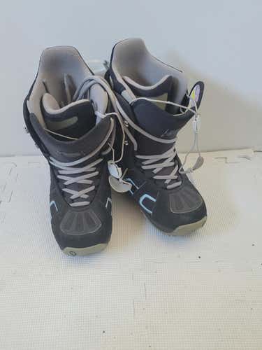 Used Burton Freestyle Womens Senior 8 Women's Snowboard Boots