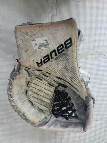 Used Bauer Vapor X900 Regular Goalie Catchers