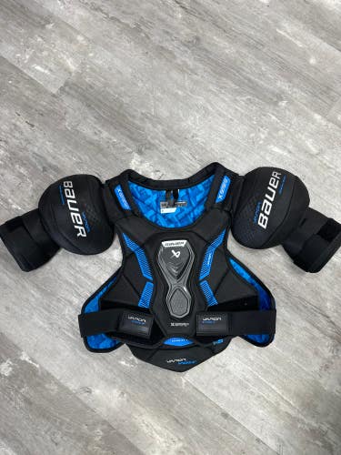 Used Medium Senior Bauer Shoulder Pads