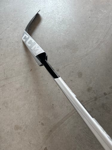 NCAA New CCM Regular Eflex 5 PROlite 24” Goalie Stick Senior Pro Stock