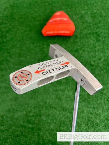 Titleist Scotty Cameron Detour 35” Putter + Headcover