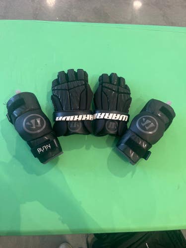 Black Used Warrior Burn Next Lacrosse Gloves and Arm Pad Bundle (Size:Medium)