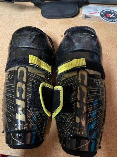 Used Youth CCM 8" Tacks AS-V Pro Shin Pads