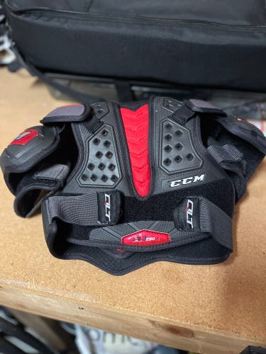 Used Small CCM QuickLite 290 Shoulder Pads