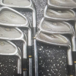 Used Men's Cobra King OS Right Handed Iron Set Regular Flex 8 Pieces