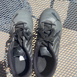 Youth Puma Soccer cleats