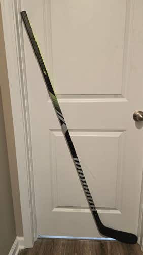 New Senior Warrior Alpha LX2 Left Hand Hockey Stick W03