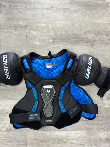 New Extra Large Senior Bauer Vapor Shoulder Pads