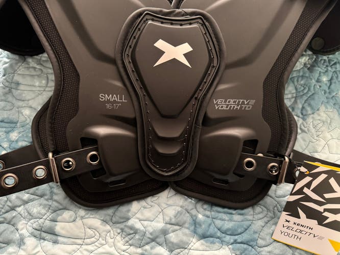 New Youth Xenith Velocity 2 Shoulder Pads