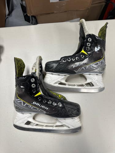 Used Junior Bauer Vapor 3X Hockey Skates Regular Width Size 3