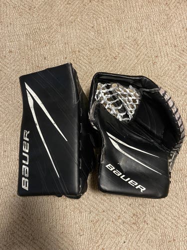 Used  Bauer Regular Hyperlite 2
