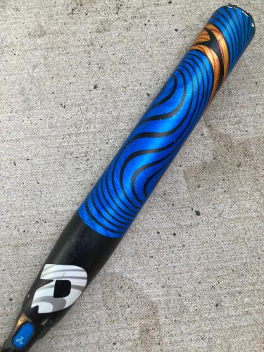 Black Used 2021 DeMarini CF Bat (-10) Composite 22 oz 32"