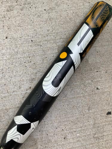 Black Used 2022 DeMarini CF Bat (-10) Composite 22 oz 32"