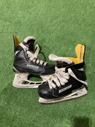 Used Junior Bauer Supreme S170 Hockey Skates Regular Width Size 1