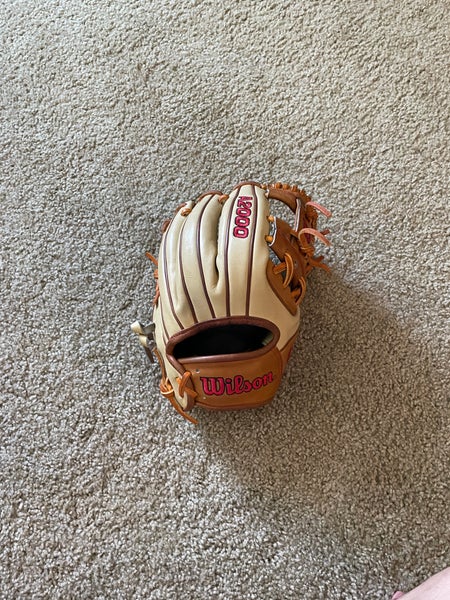Used 2022 Infield 11.5" A2000 Baseball Glove