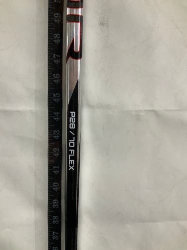 New Senior Bauer Vapor Hyperlite 2 Right 70 Flex P28 Stick