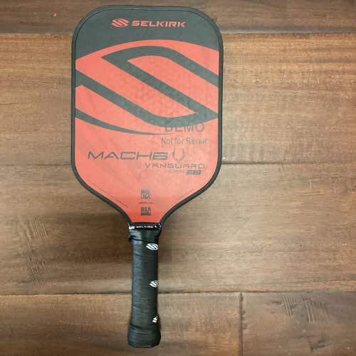 Selkirk Vanguard 2.0 MACH6 Pickleball Paddle 7.4oz