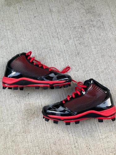 New Under Armour Baseball Cleats | Men's 9.5